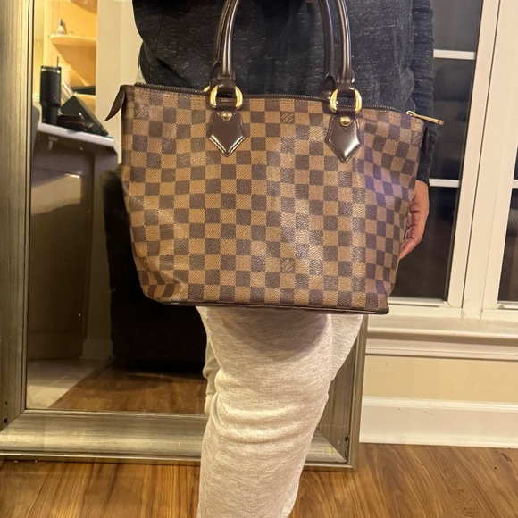 Damier LV Purse (SOLD on other Platform) - Picture 8 of 12